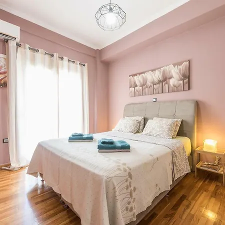 Stylish Luxury Apartment Near Acropolis At Neos Kosmos Metro Station-3
